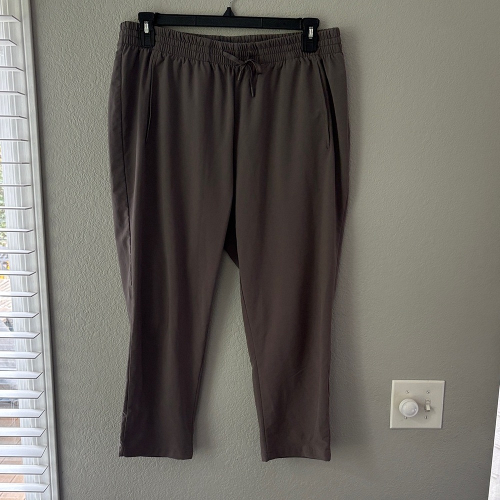 Zella athletic Pants